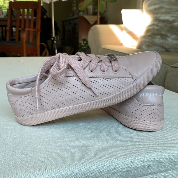 Nautica Shoes - NAUTICA pink vegan leather sneakers SZ 6.5